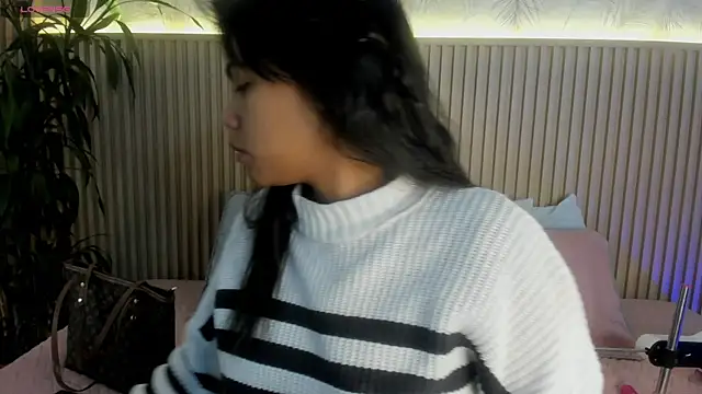 Liss-Reyes online show from November 13, 2025, 11:53 am