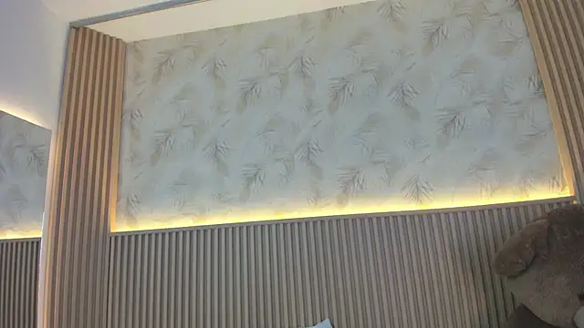 Snapshot of Liss-Reyes chatting on February 20, 2026, 12:05 pm Liss-Reyes online show from February 20, 2026, 12:05 pm