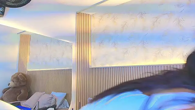 Snapshot of Liss-Reyes chatting on March 12, 2026, 2:01 pm Liss-Reyes online show from March 12, 2026, 2:01 pm