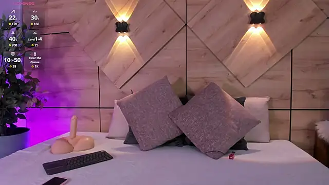 Vale Lux online show from February 9, 2026, 5:11 am