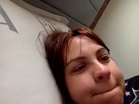 Snapshot of CARITOMIO chatting on October 26, 2025, 1:17 pm CARITOMIO online show from October 26, 2025, 1:17 pm