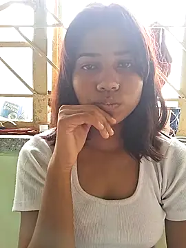  sexy-queen online show from October 5, 2025, 8:01 am