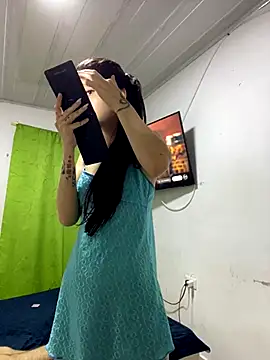 sashaxxx1630 online show from September 26, 2025, 6:39 am