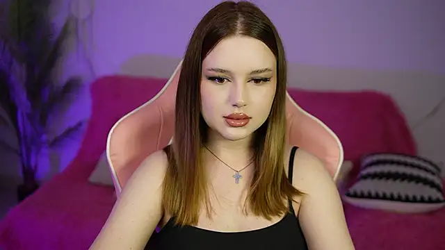 Snapshot of MilanaMoons chatting on September 26, 2025, 11:14 am MilanaMoons online show from September 26, 2025, 11:14 am