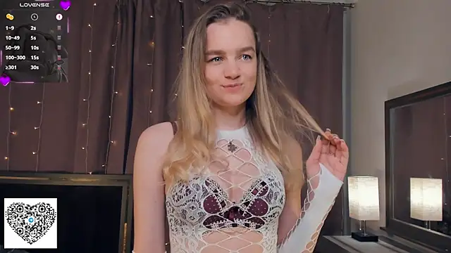 Snapshot of KerenFurguson chatting on September 19, 2025, 7:14 pm KerenFurguson online show from September 19, 2025, 7:14 pm