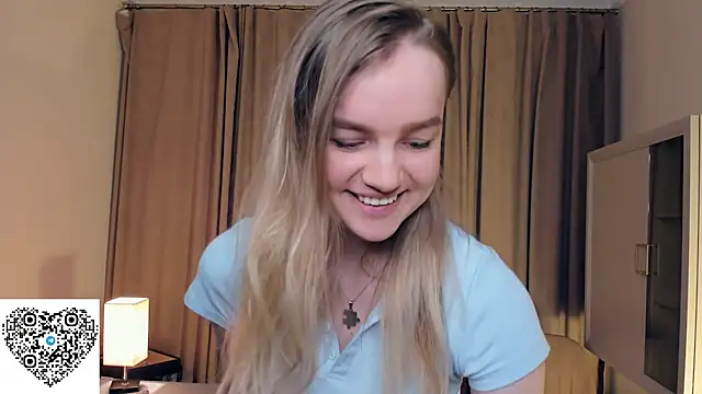 Snapshot of KerenFurguson chatting on October 10, 2025, 7:35 pm KerenFurguson online show from October 10, 2025, 7:35 pm
