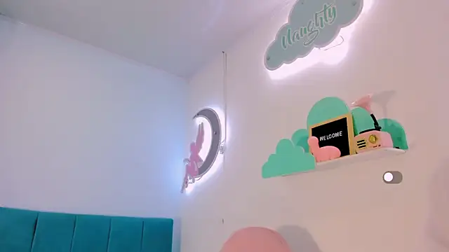 bellotasexy online show from September 12, 2025, 7:14 pm