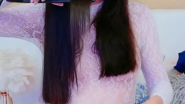 MiaDunoff online show from November 9, 2025, 9:57 pm