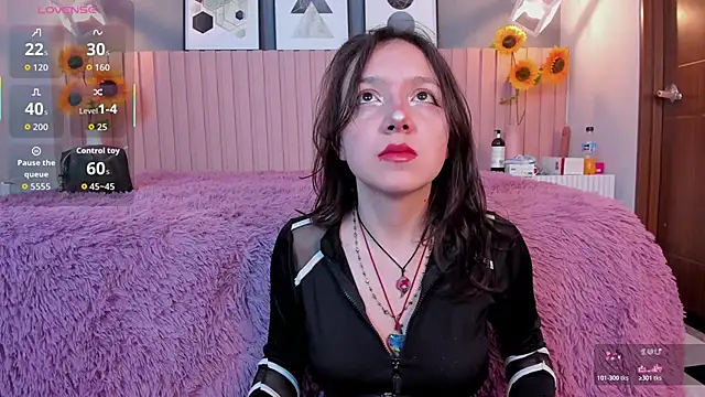 Nina Ford online show from February 20, 2026, 3:03 am