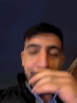 ahmet4090 online show from September 29, 2025, 4:23 pm