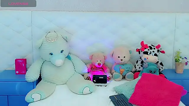 hanna sweett34 online show from November 5, 2025, 7:14 pm