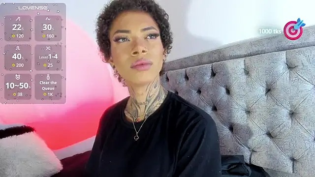 michell danna online show from October 12, 2025, 12:53 am