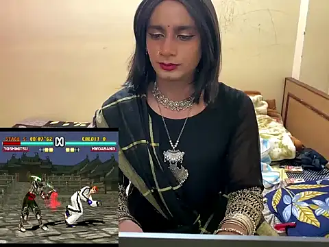 LuvLayla online show from December 20, 2025, 6:42 am