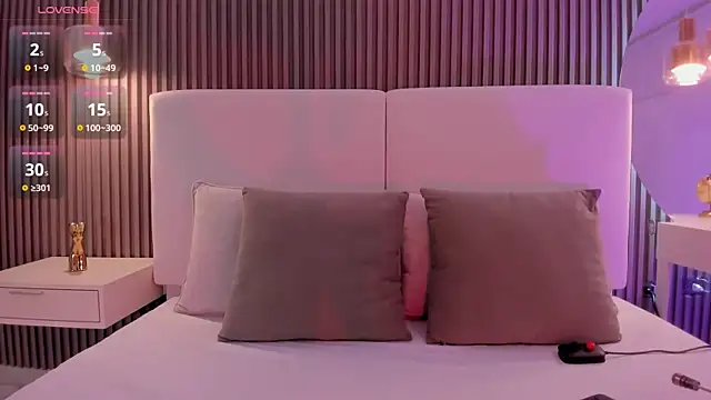 annie clarkson online show from December 16, 2025, 7:41 pm