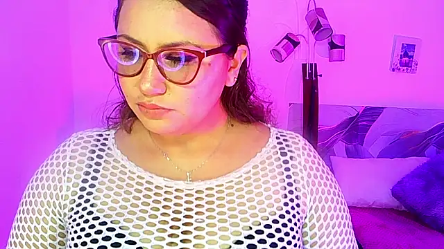 Vesper Vixen online show from February 4, 2026, 3:51 pm