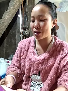 liu-liusexy online show from April 29, 2026, 1:43 am