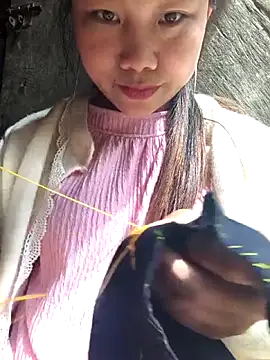 liu-liusexy online show from May 5, 2026, 3:03 am