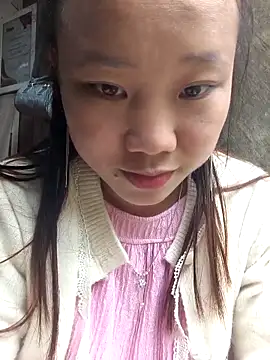 liu-liusexy online show from May 8, 2026, 2:39 am