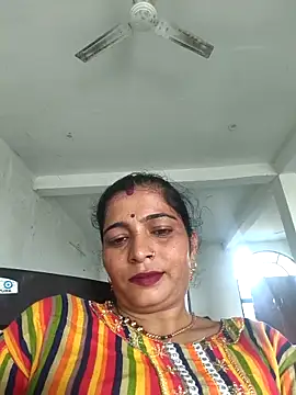 Poojahot55 online show from September 12, 2025, 6:02 am