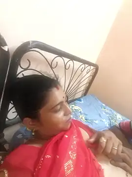 Poojahot55 online show from September 15, 2025, 7:52 am