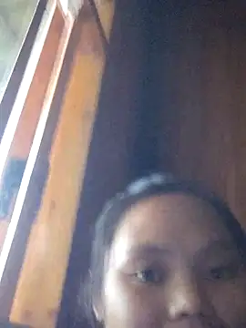 omiu-baby online show from October 24, 2025, 1:24 am