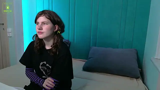 ViviaraNGendy online show from September 20, 2025, 3:57 pm