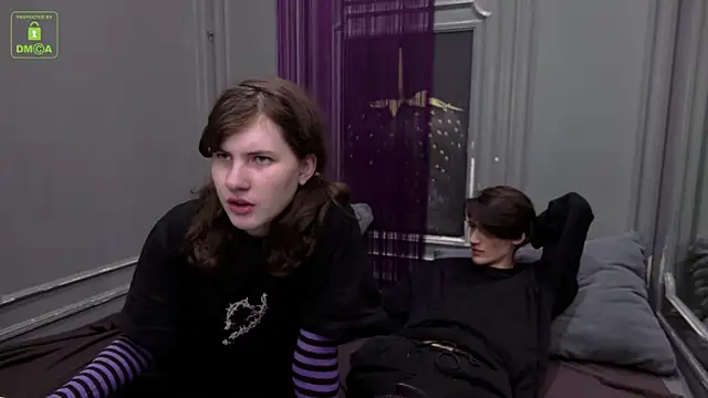 ViviaraNGendy online show from September 22, 2025, 10:28 am