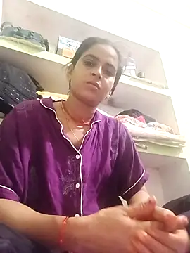 Snapshot of DilRani66 chatting on September 9, 2025, 1:38 am DilRani66 online show from September 9, 2025, 1:38 am