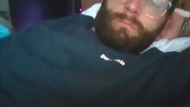 Snapshot of hungspundick1 chatting on November 4, 2025, 11:53 am hungspundick1 online show from November 4, 2025, 11:53 am