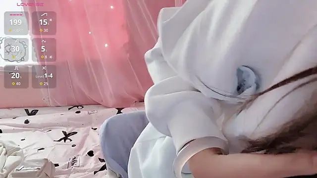 SllamPiveR online show from October 19, 2025, 4:24 am