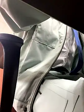 Snapshot of Daddygarry chatting on January 7, 2026, 11:01 am Daddygarry online show from January 7, 2026, 11:01 am