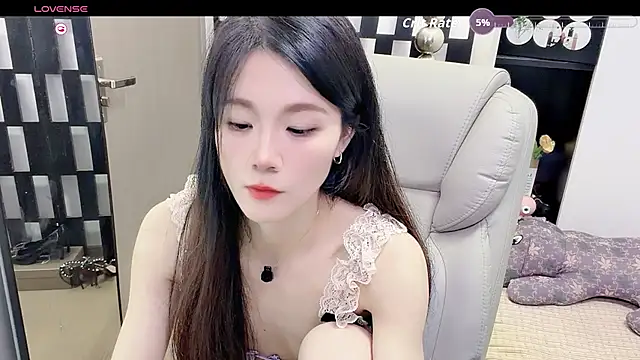 Snapshot of Yueyue-MM chatting on July 11, 2026, 2:09 pm Yueyue-MM online show from July 11, 2026, 2:09 pm