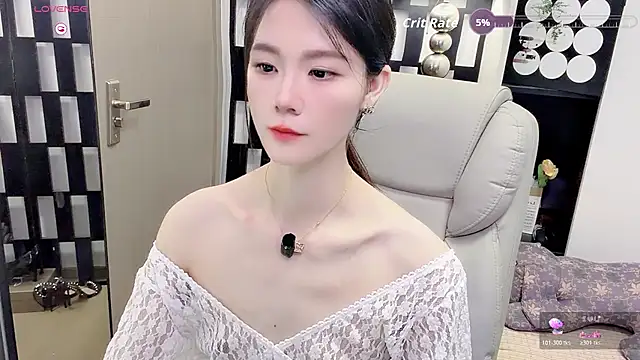 Snapshot of Yueyue-MM chatting on July 28, 2026, 2:51 am Yueyue-MM online show from July 28, 2026, 2:51 am