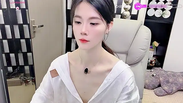 Snapshot of Yueyue-MM chatting on August 7, 2026, 1:07 am Yueyue-MM online show from August 7, 2026, 1:07 am