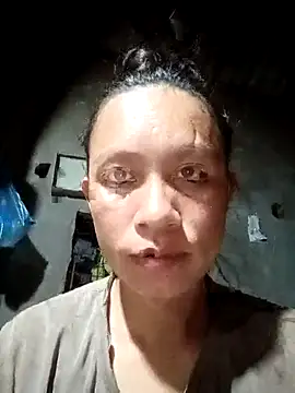 Snapshot of simi-lucy chatting on October 27, 2025, 11:58 am simi-lucy online show from October 27, 2025, 11:58 am