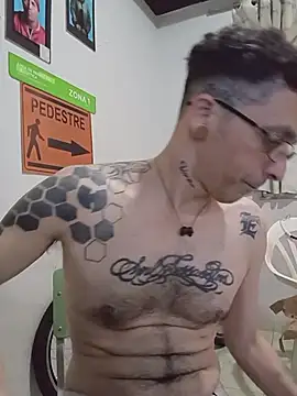 dinho carioca online show from December 14, 2025, 12:43 pm