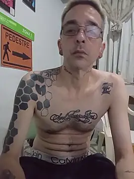 dinho carioca online show from May 3, 2026, 4:13 pm