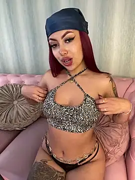 Laila Pink online show from September 30, 2025, 6:57 pm