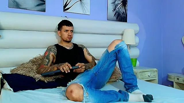 Dante Flamee online show from February 13, 2026, 12:56 pm