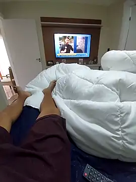 Snapshot of andrerj22 chatting on September 25, 2025, 2:54 pm andrerj22 online show from September 25, 2025, 2:54 pm