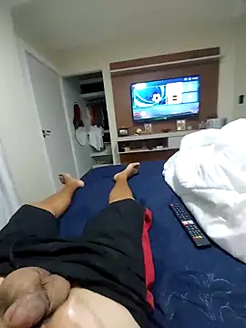 Snapshot of andrerj22 chatting on October 9, 2025, 6:33 am andrerj22 online show from October 9, 2025, 6:33 am