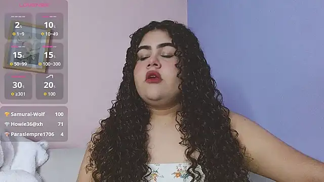 lourdes moon22 online show from October 11, 2025, 1:20 pm