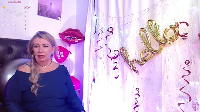 SARAI DUPONT online show from February 10, 2025, 1:24 am