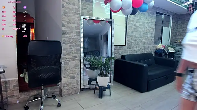  SARAI DUPONT online show from September 16, 2025, 11:22 am