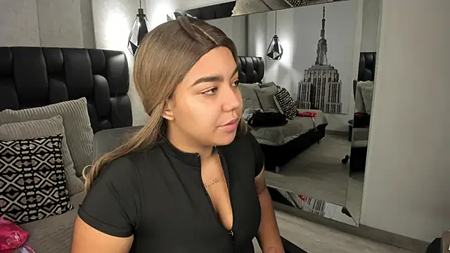 Snapshot of SadieFoster chatting on September 16, 2025, 12:39 pm SadieFoster online show from September 16, 2025, 12:39 pm