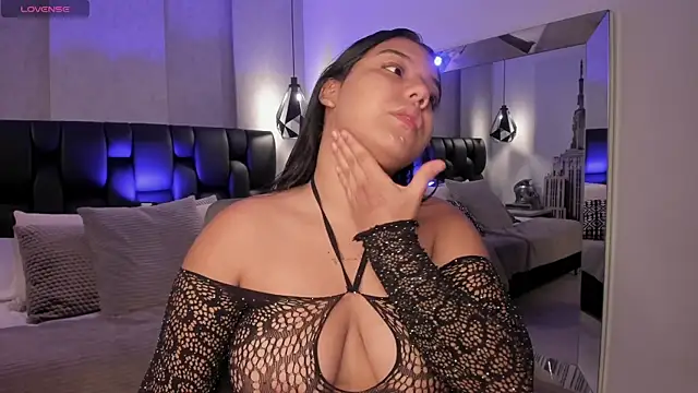 Snapshot of SadieFoster chatting on October 8, 2025, 2:36 pm SadieFoster online show from October 8, 2025, 2:36 pm