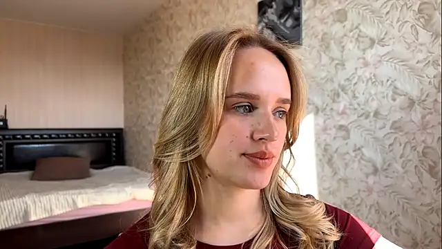 Snapshot of ElisabetLorney chatting on September 30, 2025, 7:35 am ElisabetLorney online show from September 30, 2025, 7:35 am