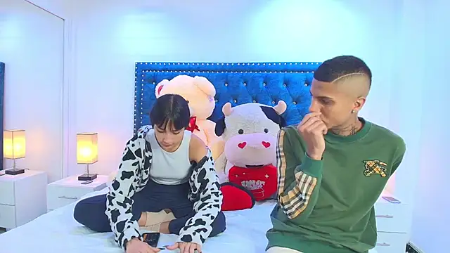 Damian and roxanne online show from September 20, 2025, 12:39 pm