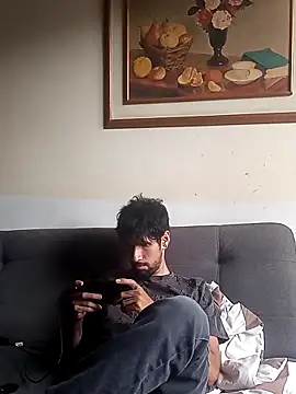 Alejandro92 cali online show from February 1, 2026, 7:01 pm