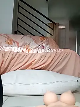 Alejandro92 cali online show from February 12, 2026, 8:48 pm